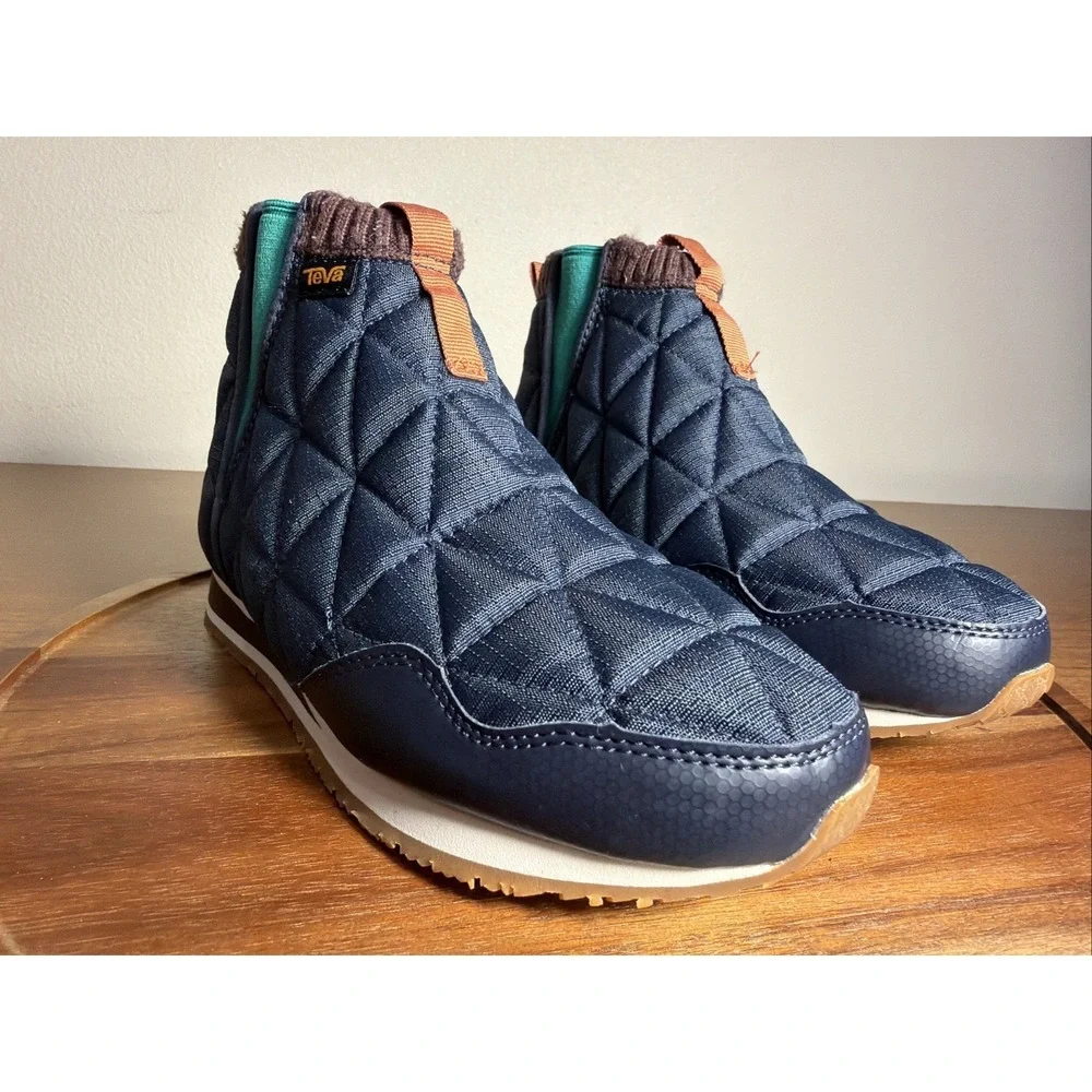 Teva Women Ember Mid Quilted Slippers Winter Hiking Boots Blue 1106209 Size 6